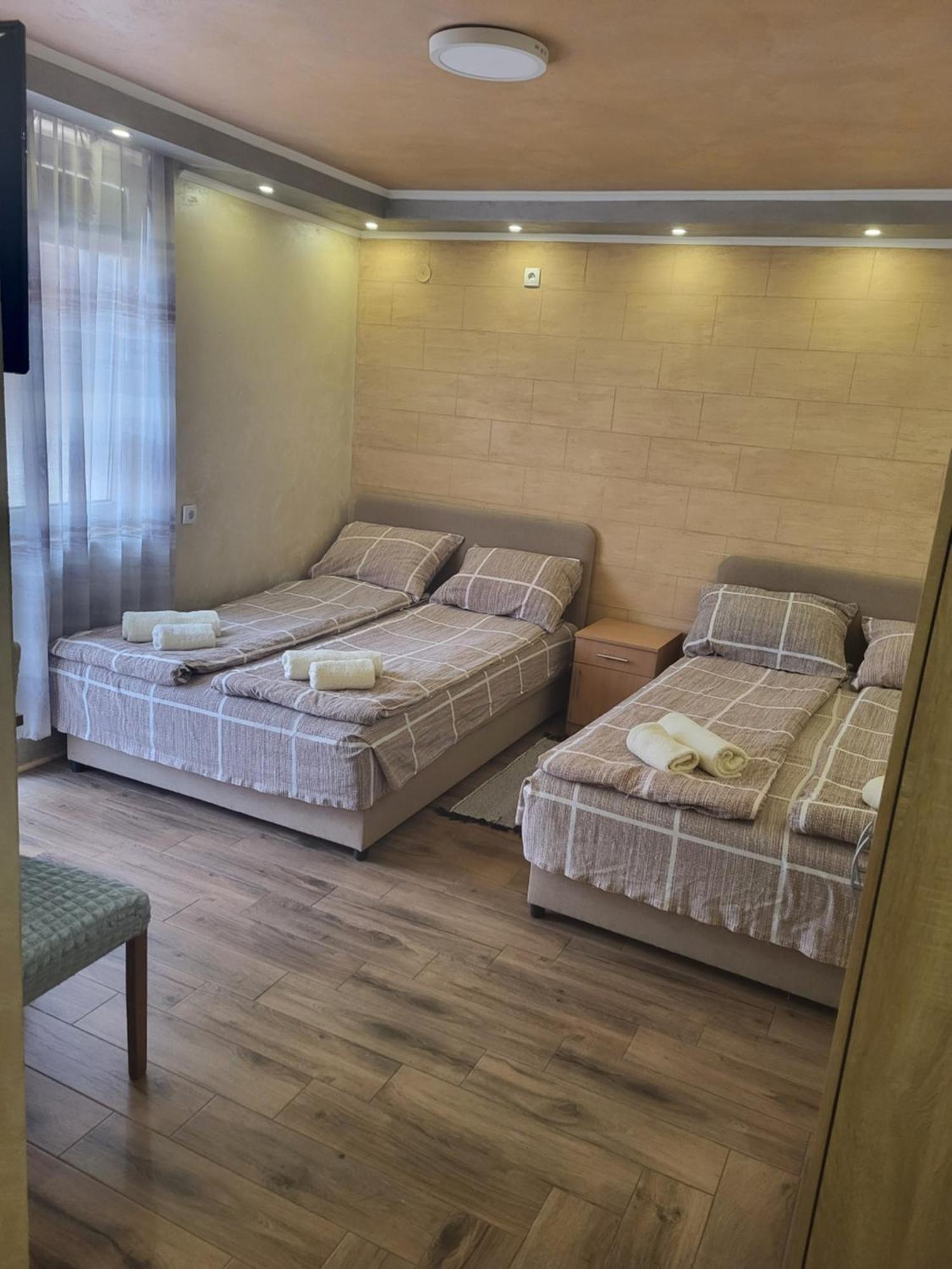 Prenociste Rooms Simke Subotica Exterior foto